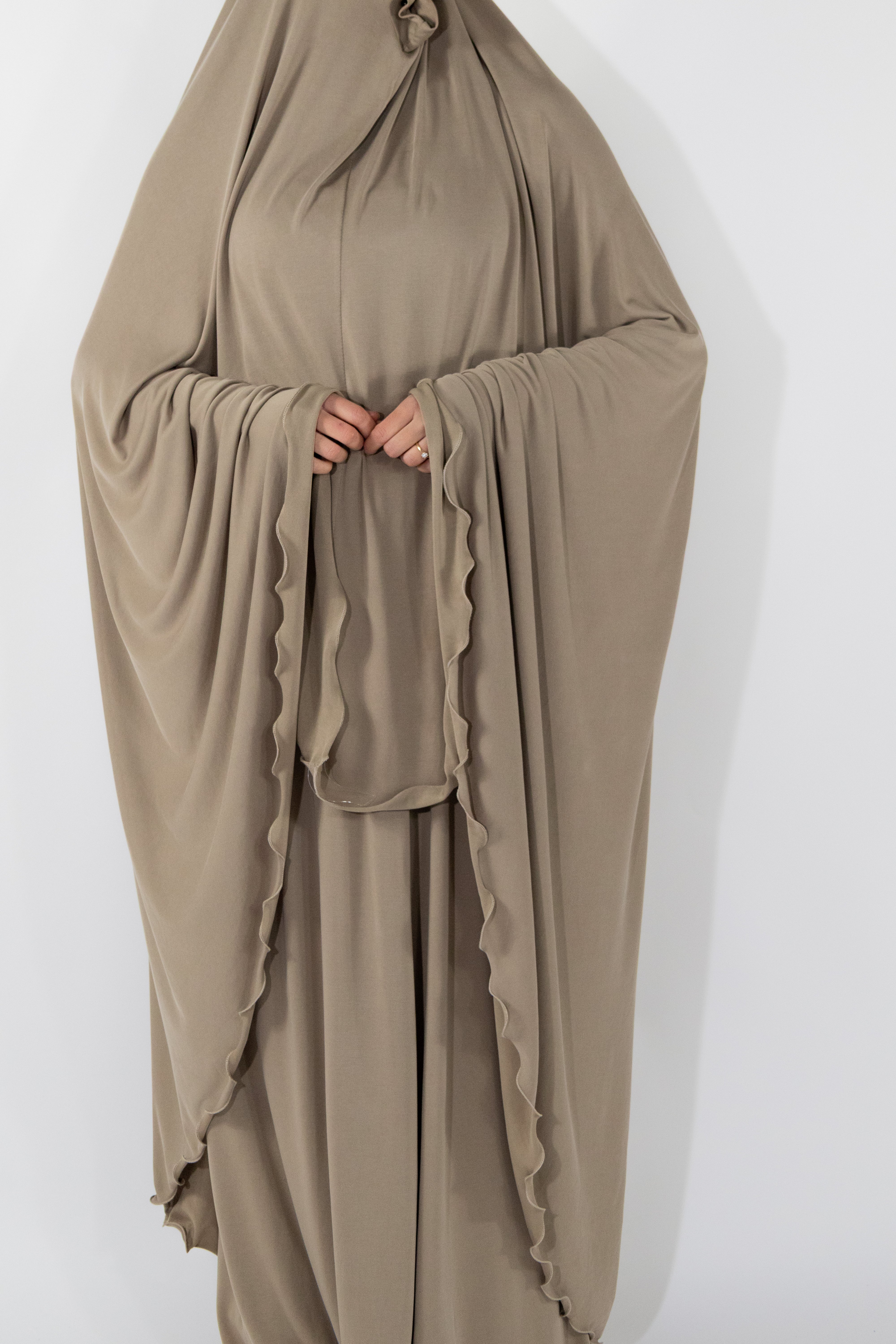 Ensemble de prière froufrou modal - Sable