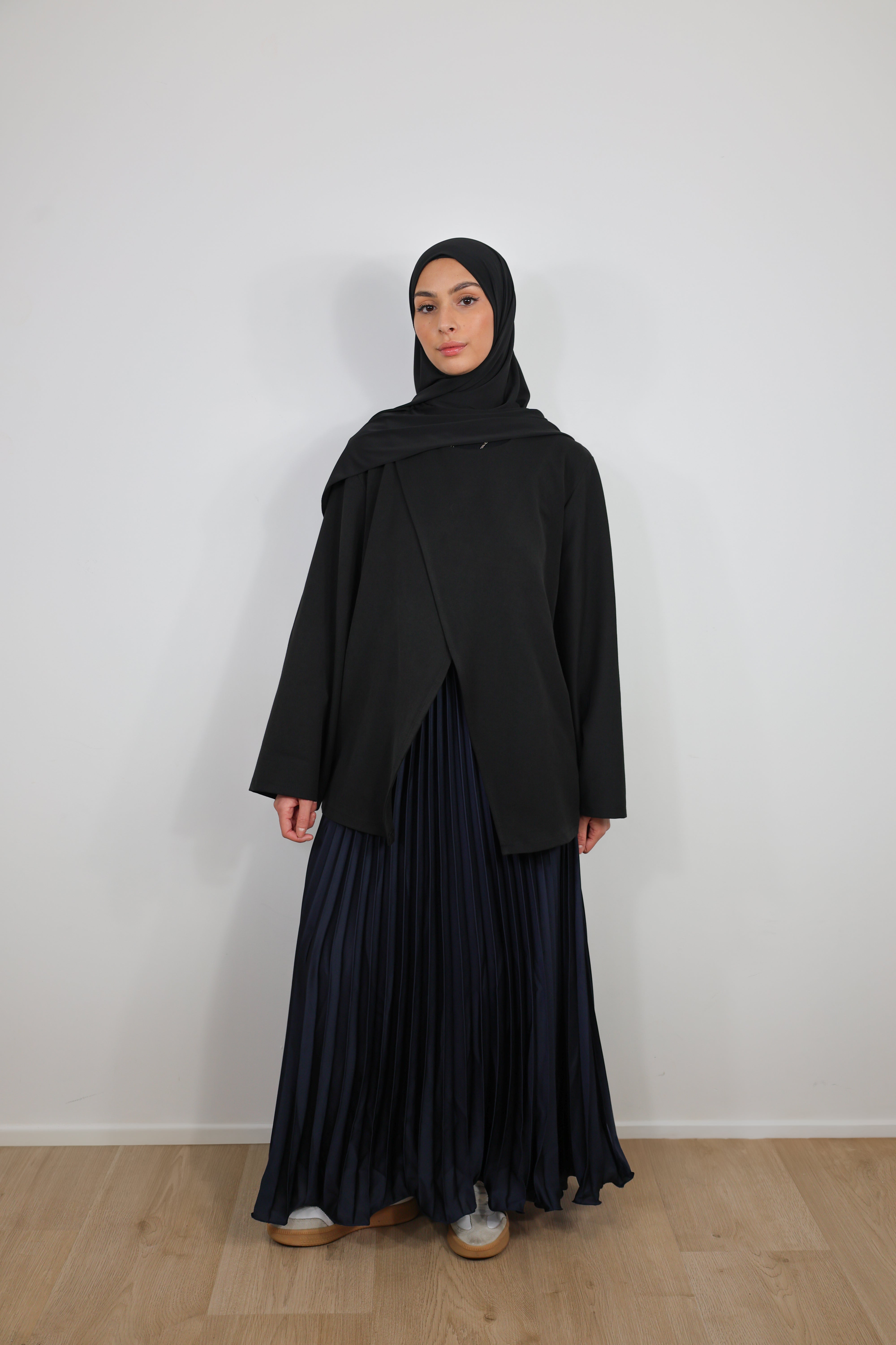 Pleated skirt with gathers