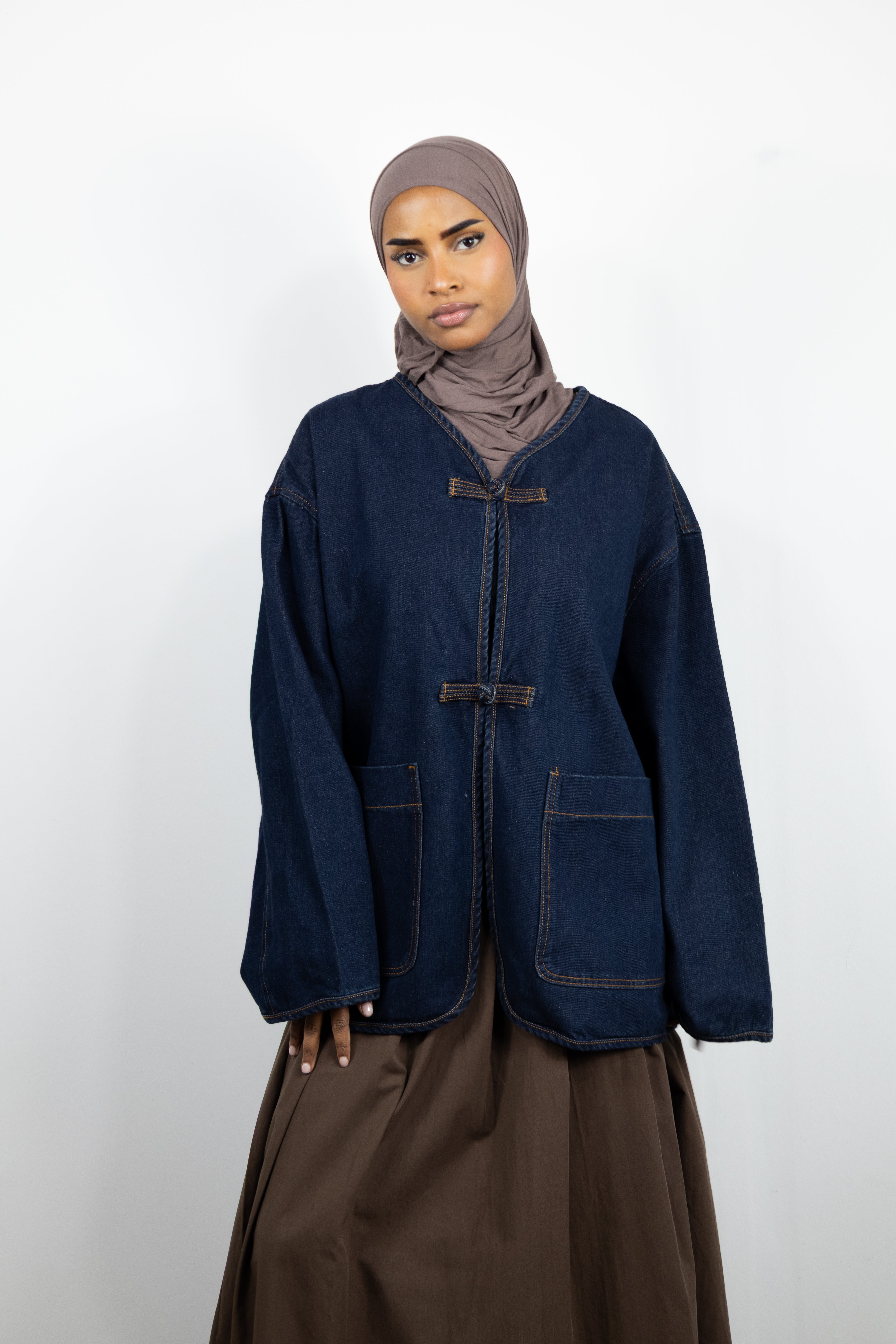 Veste en jean a bouton chinois