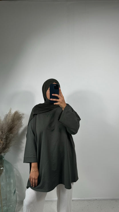 robe style sportif tendance urbaine coupe moderne confort esthétique look décontracté style quotidien 