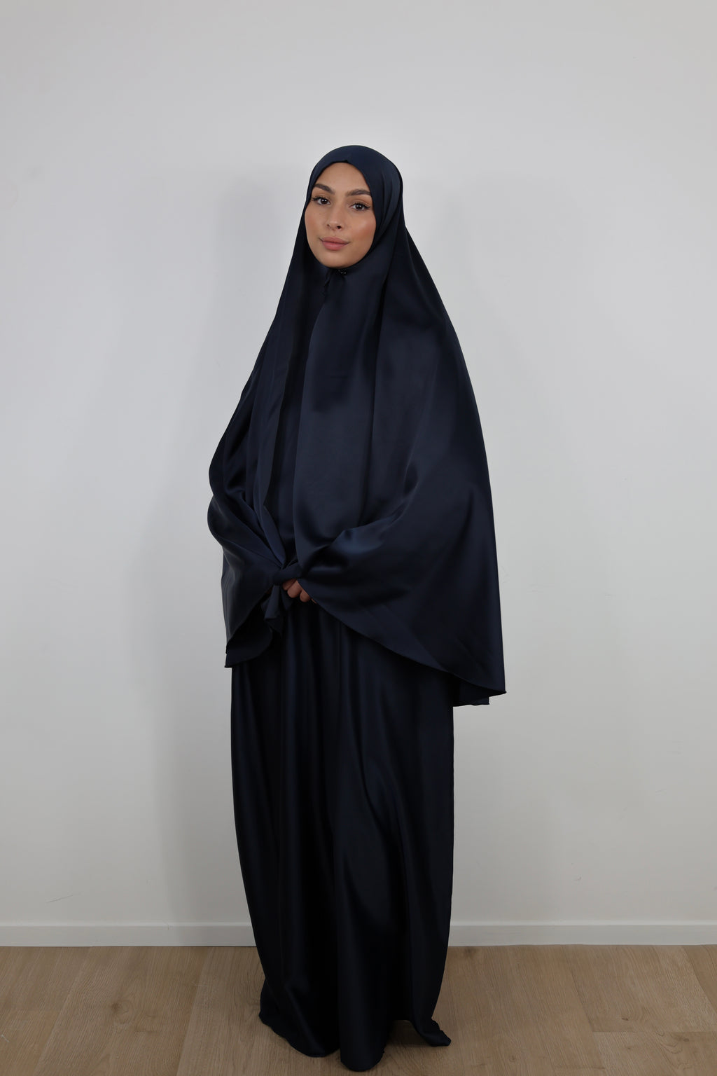 Set khimar et abaya satiné - Bleu nuit
