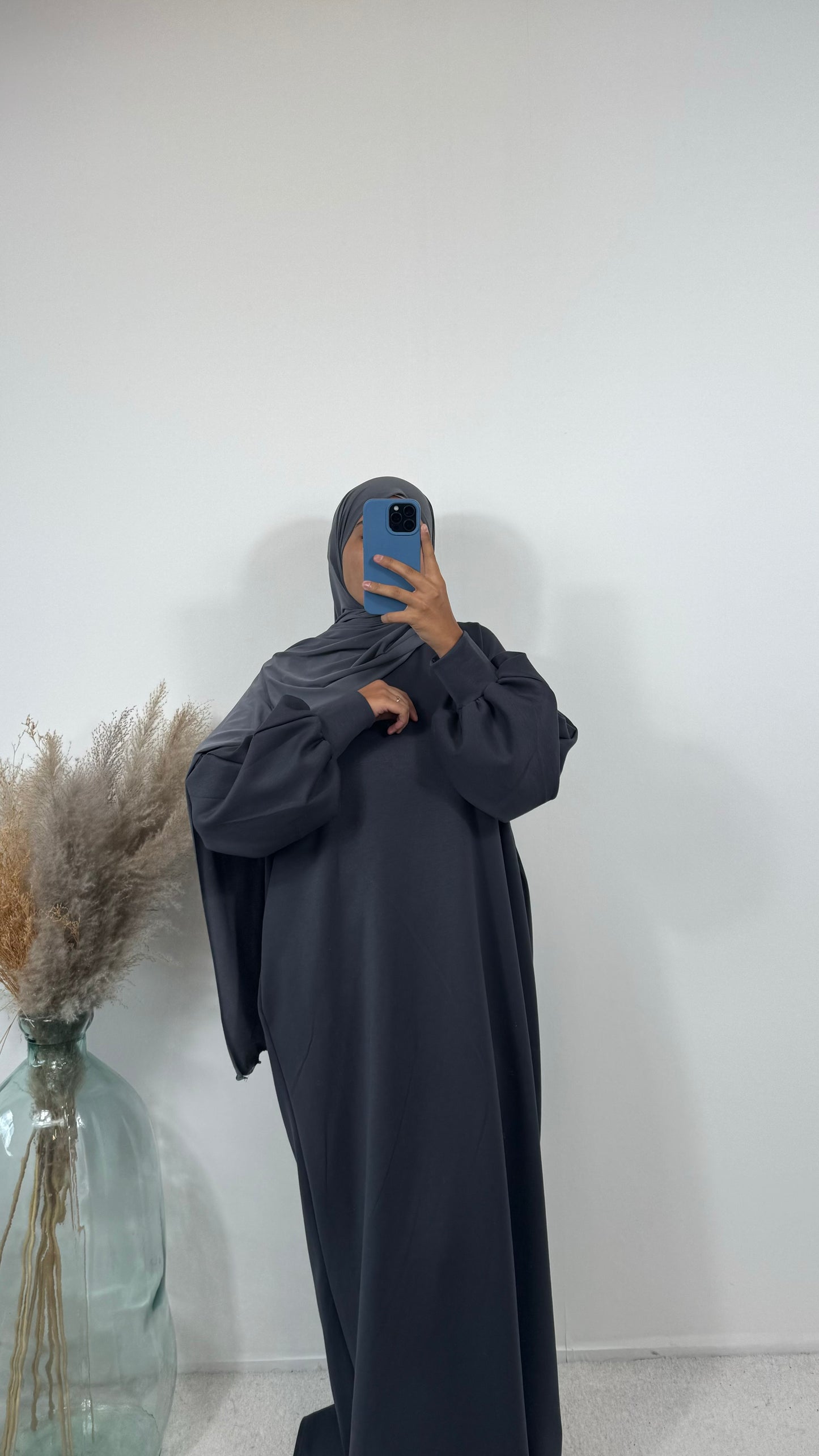 Abaya ball pull