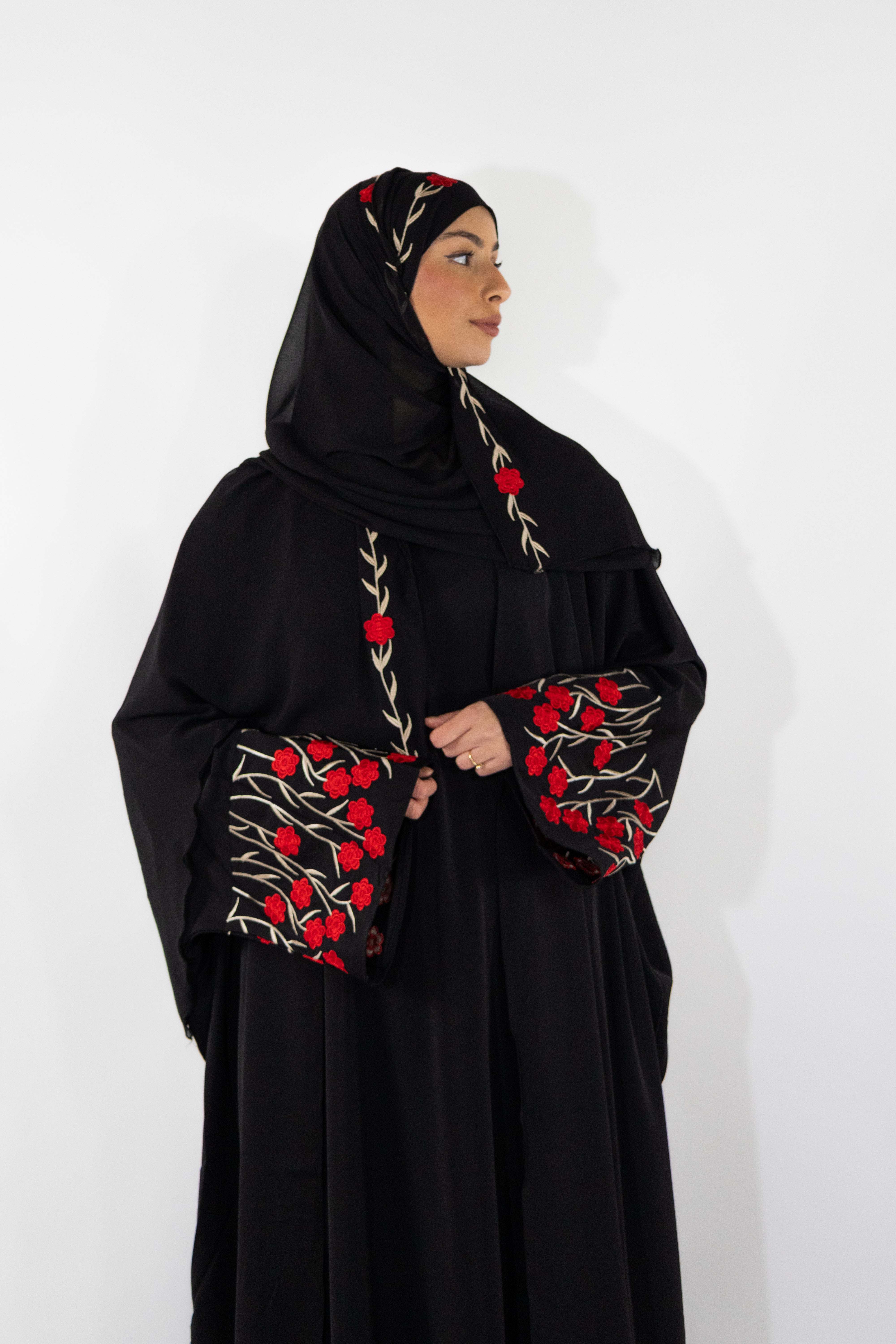 Kimono à fleurs (hijab assorti inclus)