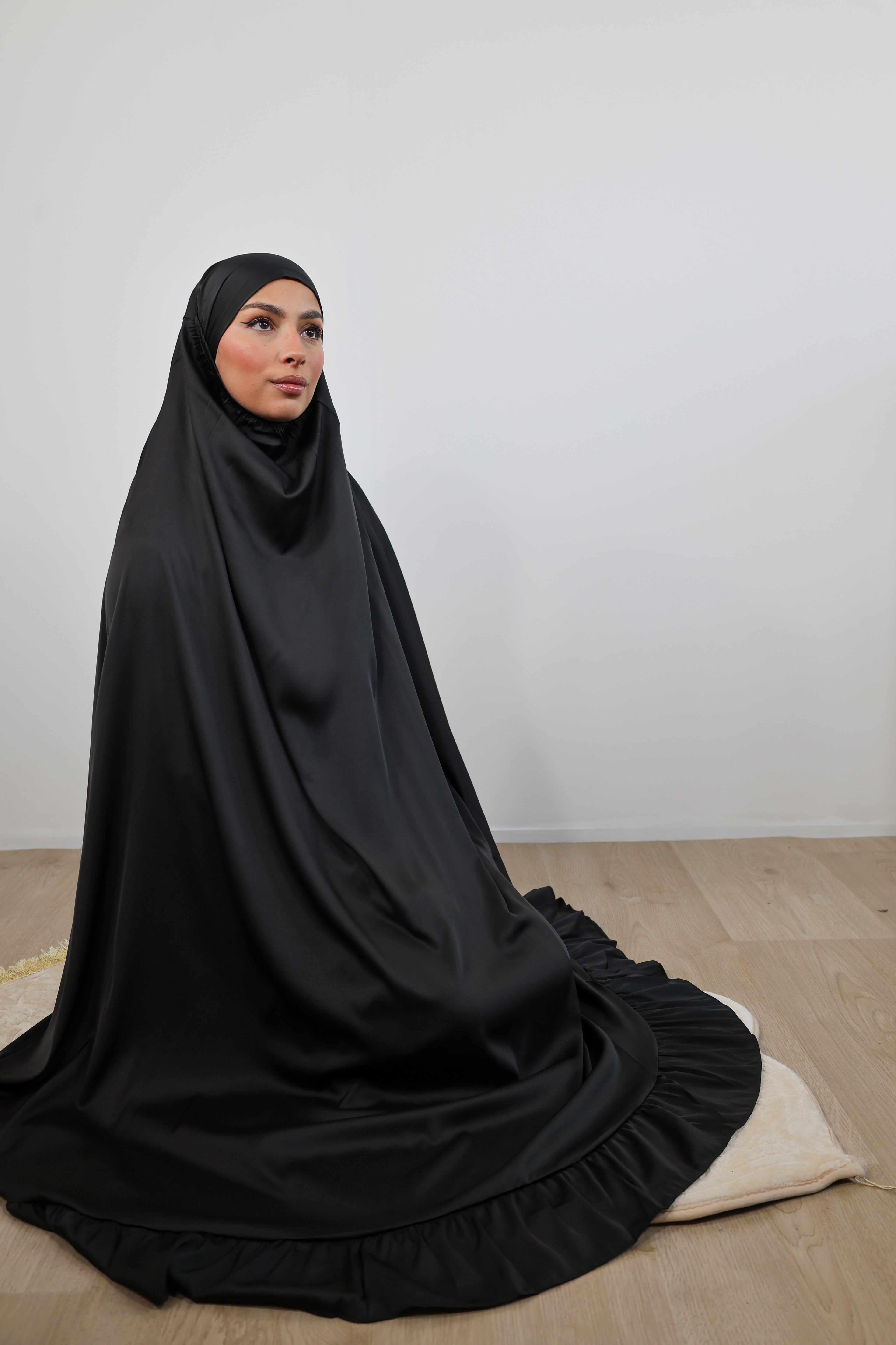 Satin prayer set