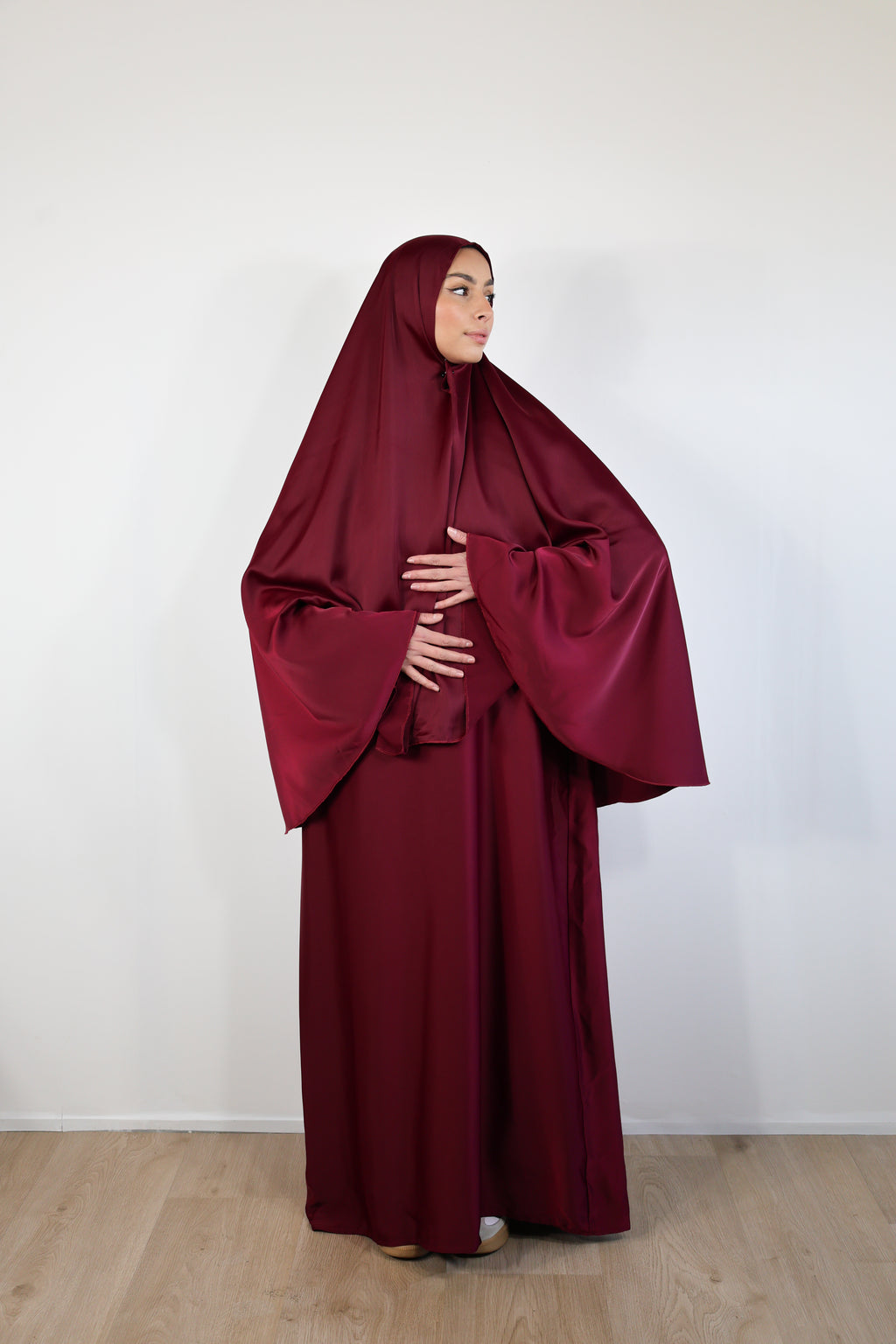 Set khimar et abaya satiné - Bordeaux