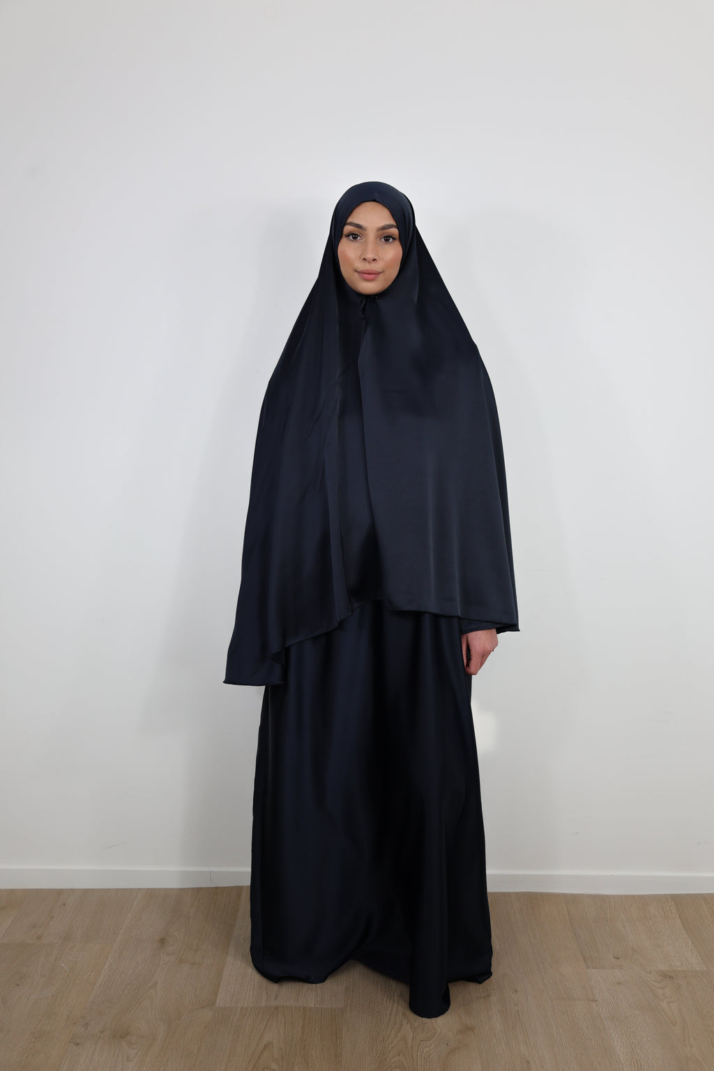 Set khimar et abaya satiné - Bleu nuit