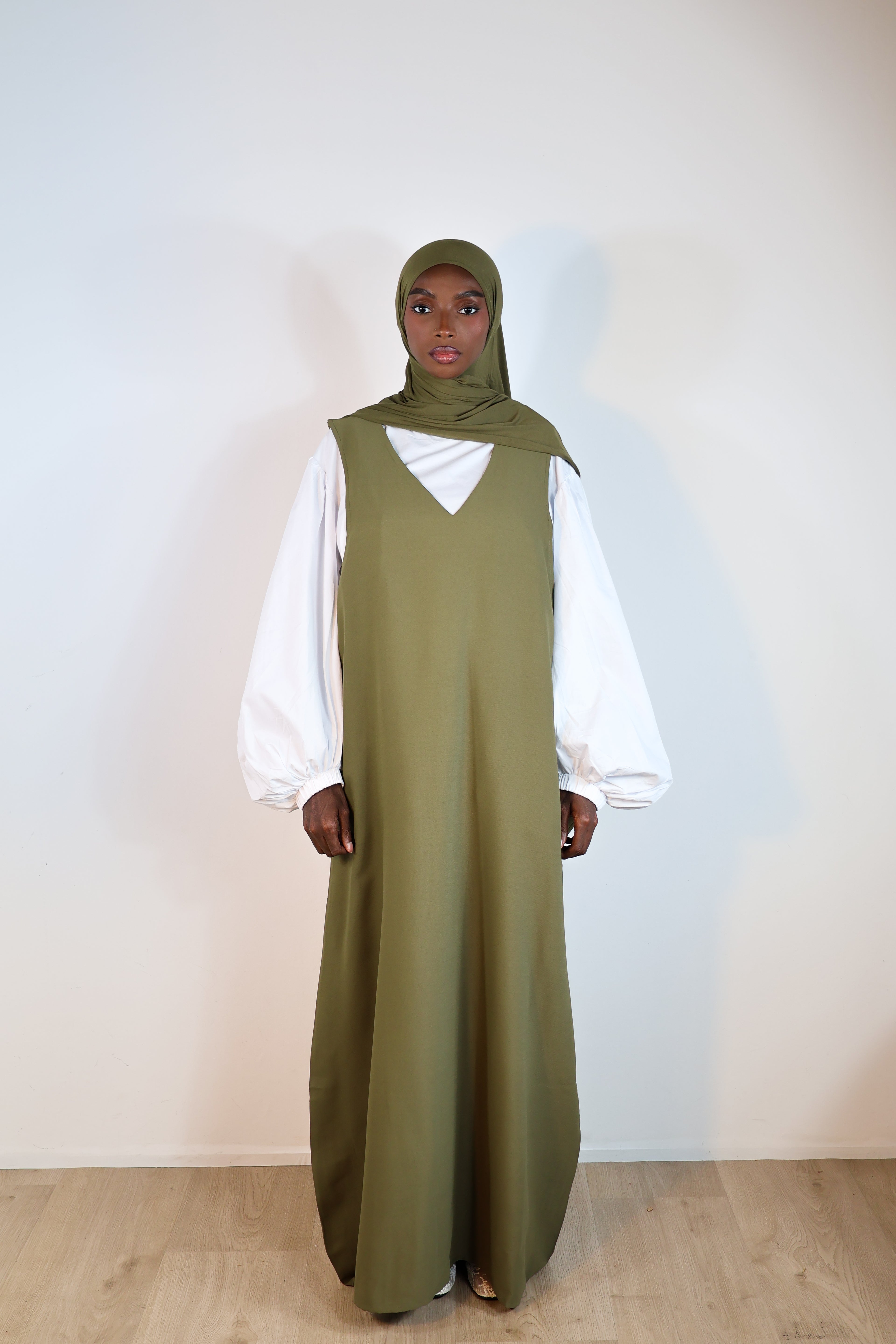 Sleeveless dress - White