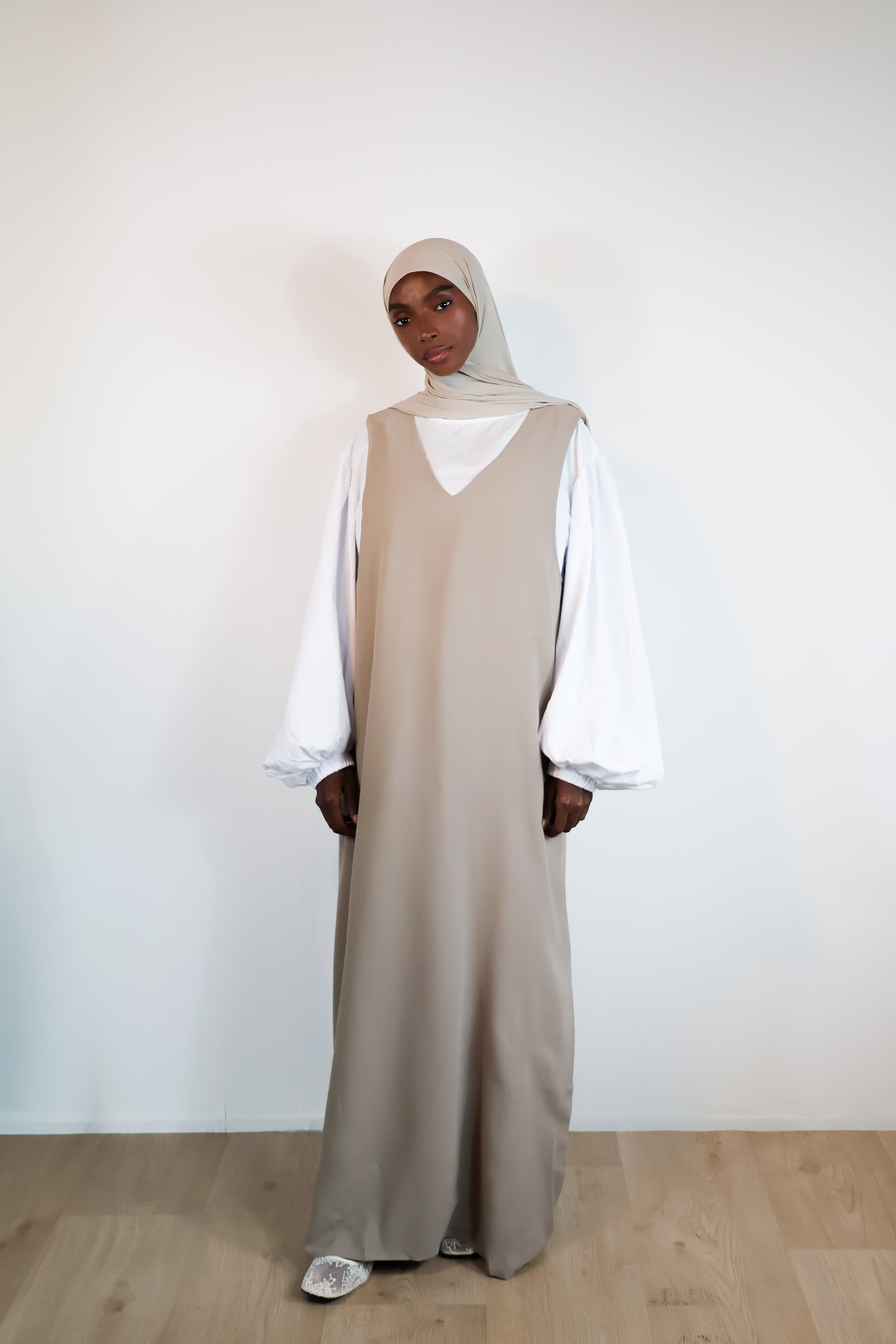 Sleeveless dress - White