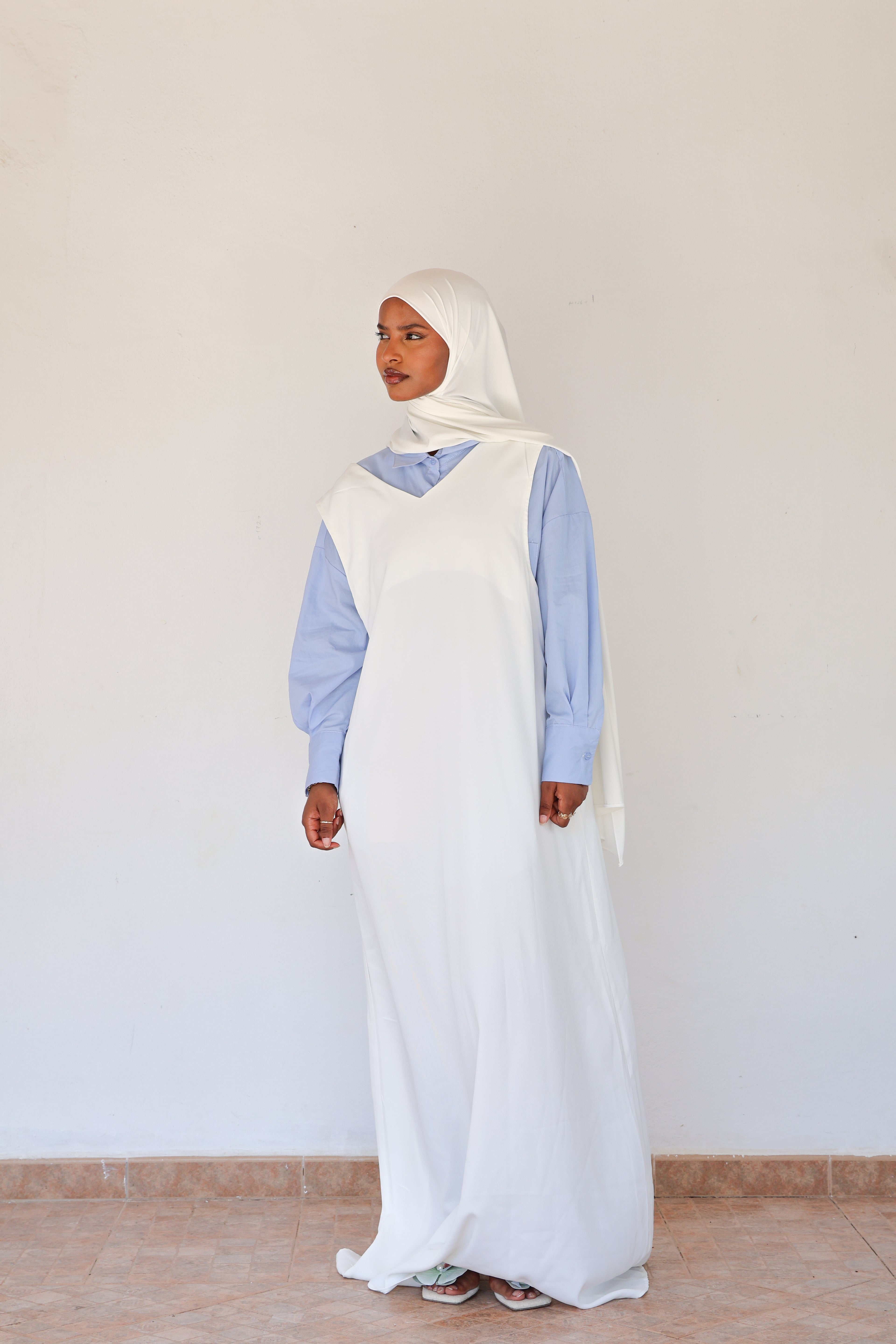Sleeveless dress - White