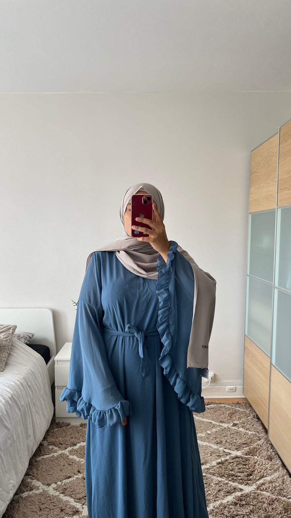 Abaya Louna